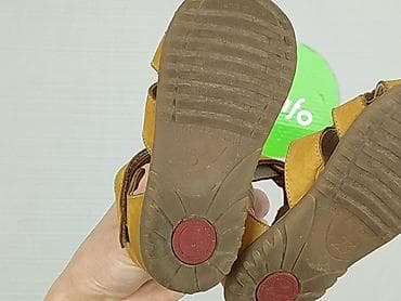 czapka willi: Sandałki Emel Roczki, 23, Używany — 4