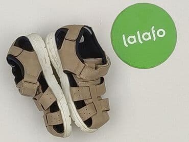 koszulki z dekoltem w szpic: Sandałki 23, Używany — 3