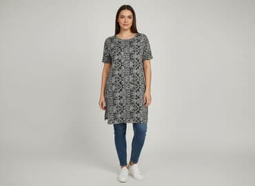 Women`s dress, size M