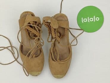 sandały na koturnie z pomponami: Sandały damskie, rozmiar 37 — 2