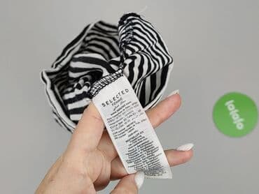 czarne t shirty w serek damskie: Selected Femme, T-shirt damski, rozmiar XS — 4