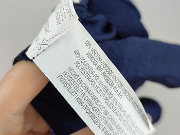 pull and bear7: Bershka, Bluzka damska, rozmiar M — 5