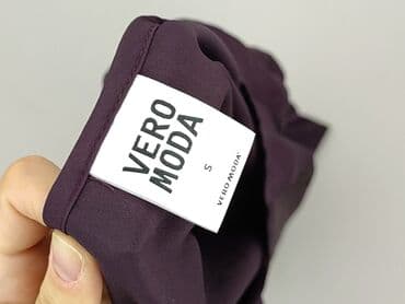 koszulki z dekoltem v: Vero Moda, Bluzka damska, S — 4