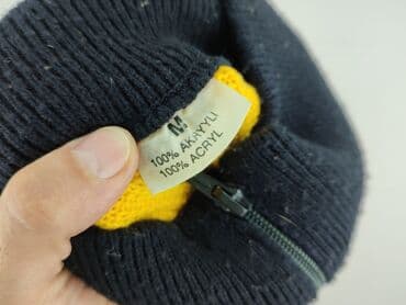 czy sweter z poliestru jest dobry: Sweter, M (EU 38), condition - Very good — 4