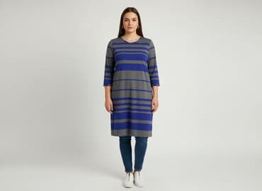 Women`s dress, size 2XL