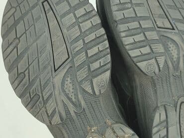 skarpetki z gumową podeszwą ccc: Sneakersy damskie, 38 — 4