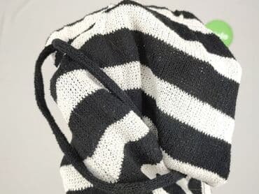 krótkie spodenki i nogi z cellulitem: Amisu, Szorty damskie, S — 5