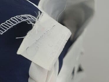 koszulki pod marynarkę damskie: Bluzka damska, M — 4