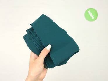 h: Scarf, Female, condition - Very good — 4