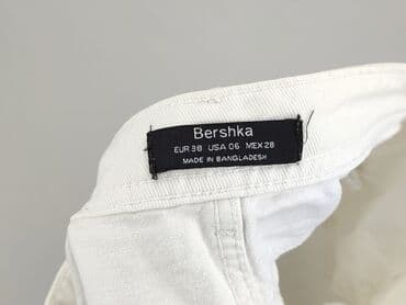 krótkie spodenki i nogi z cellulitem: Bershka, Szorty damskie, M — 4