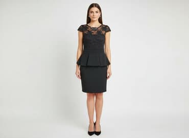 sukienki z baskinką: Women`s dress, size S — 1