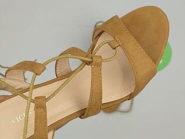 sandały koturna ccc: Vices, Sandals for women, size 38 — 7