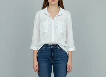 zwiewne bluzki: Bluzka damska, rozmiar S — 1