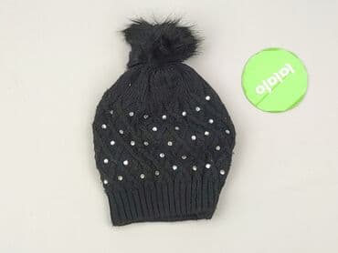 Hats and caps: Cap, Female, condition - Good — 2