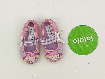 ccc ugg boots: Buciki niemowlęce, Hello Kitty, 20, stan - Bardzo dobry — 2