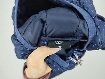 vrs basic jeans: Kurtka przejściowa, 4F Kids, 7 lat, 122-128 cm, stan - Bardzo dobry — 4