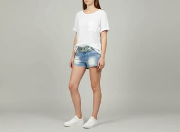 modne krótkie spodenki: Szorty damskie, rozmiar S — 1