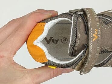 bialy top reserved: Sandałki 22, Używany — 5