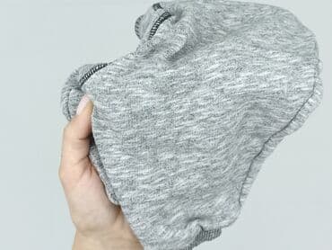 czarne rajstopy z wzorami: Spodnie dresowe, H&M, 6-9 miesięcy, stan - Bardzo dobry — 7