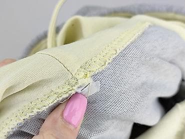 reebok hats: Bluza z kapturem damska, rozmiar M — 4