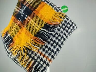 h: Scarf, Female, condition - Very good — 5