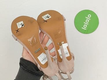 w.klapkach tekst: Topshop, Sandały damskie, 40 — 4