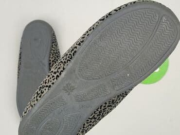 kapcie cc: Kapcie damskie, 39 — 4