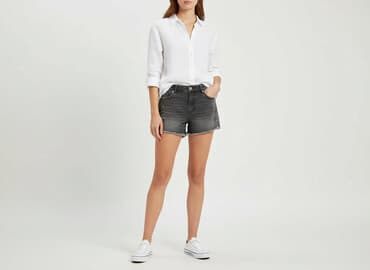 hm krótkie spodenki czarne: H&M, Szorty damskie, rozmiar M — 7