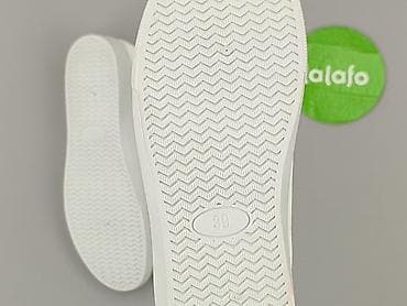 biale trampki mustang: Sneakersy damskie, rozmiar 39 — 5