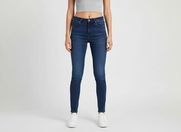 białe spodnie damskie mohito: Mohito, Jeansy damskie, rozmiar M — 6