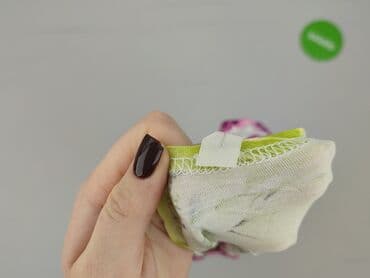 t shirty z baskinką: T-shirt damski, rozmiar S — 5