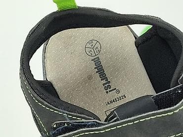 reserved spodnice: Sandałki 35, Używany — 4
