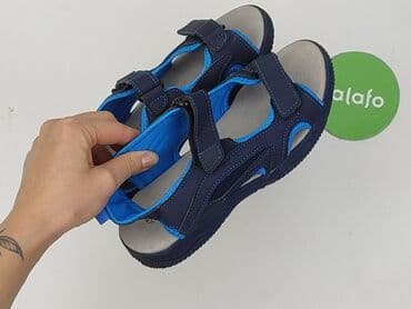 koronkowy top pod marynarkę: Sandałki 37, Używany — 7