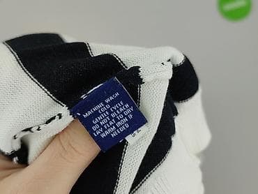 kurtki bejsbolowe: Sweter damski, rozmiar S — 5