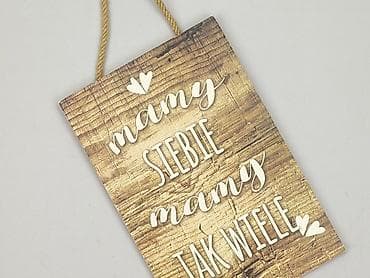 Artykuły papiernicze: Drewniana tabliczka dekoracyjna do zawieszenia z napisem: „Mamy — 1