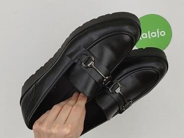 skarpetki do mokasynów ccc: Diamantique, Półbuty damskie, 40 — 5