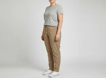 spodnie dresowe z obniżonym krokiem: Material trousers for women, size 3XL — 1