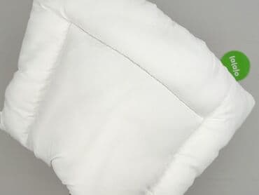 recznik kąpielowy: Poduszka 60 x 40, kolor - Biały, stan - Idealny — 6