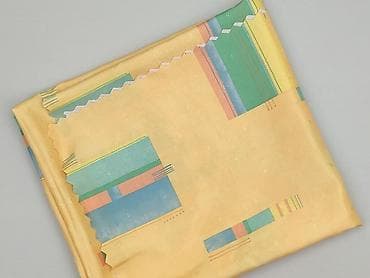 kwiatki: Obrus 116 x 150, kolor - Żółty, stan - Bardzo dobry — 1