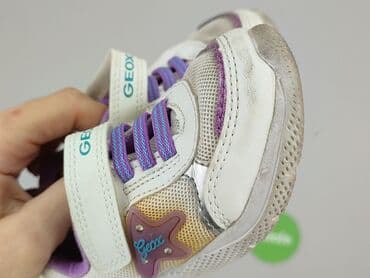 buty chłopięce ze świecącą podeszwą: Buty sportowe Geox, 21, Używany — 7