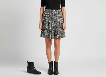 spódnice w panterkę z falbanami: Spódnica damska, rozmiar S — 1