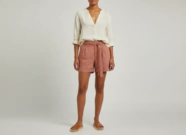 sinsay krótkie spodenki z wysokim stanem: Sinsay, Shorts for women, size L — 1