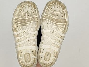 lekkie buty dziecięce: Slippers 27, Used — 5