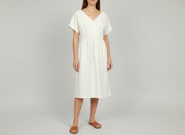 aplikacje z ubraniami: UP2Fashion, Sukienka damska, rozmiar M — 7