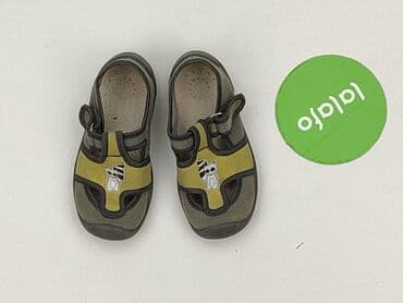 sandały i klapki: Sandałki 24, Używany — 2