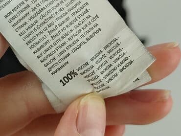 czarne t shirty damskie w serek: House, T-shirt damski, rozmiar L — 5