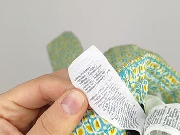 srebrne sandały reserved: Yamamay, Szorty kąpielowe dla mężczyzn, rozmiar XL — 6