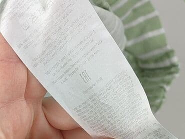 krótkie spodenki i nogi z cellulitem: Amisu, Szorty damskie, rozmiar S — 6