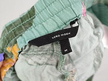 biale spodenki pull and bear: Vero Moda, Szorty damskie, rozmiar M — 4