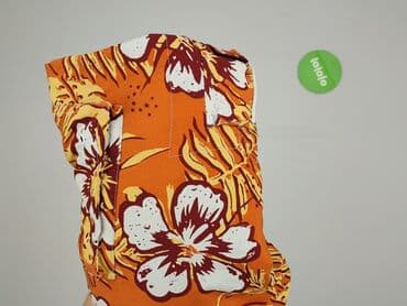 sandały na koturnie z pomponami: Shorts for men, size S — 5
